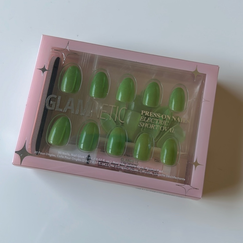 💚✨Glamnetic Press On Nails✨💚